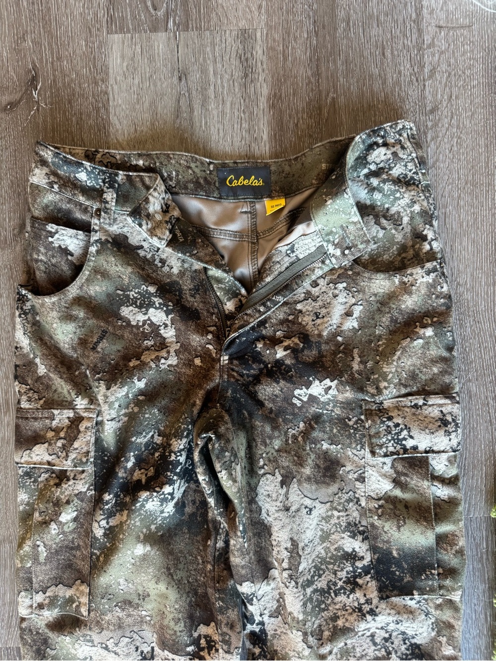 Cabela's Mossy Green Brown Camouflage Men's Pants